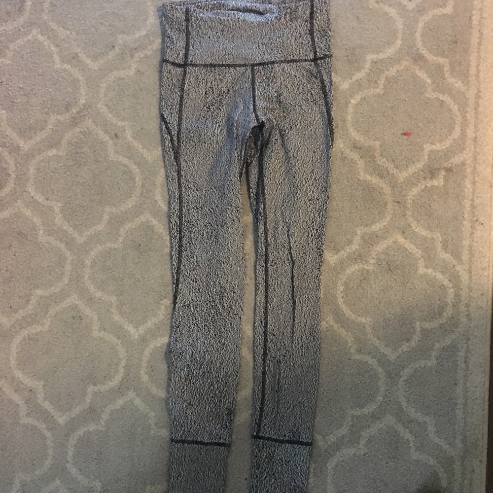 Lulu black and white running pants